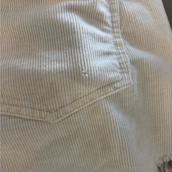 Pilcro Anthropologie White Corduroy Short Overalls Raw Hem Size 26 - Picture 9 of 9